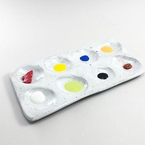 Artist&#39;s Palette made of Stoneware, Glazed White