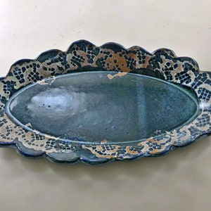 Blue and Cream Doily Plate with a scalloped edge