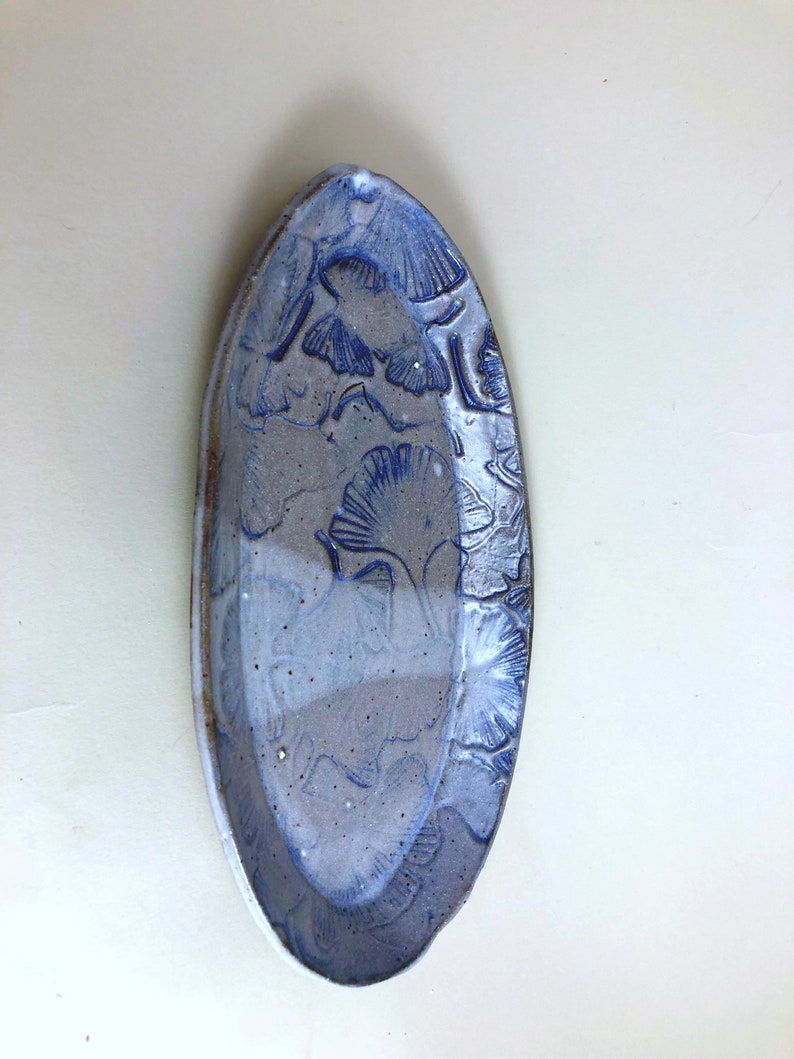 Blue Ginkgo Leaf Small Oval Plate