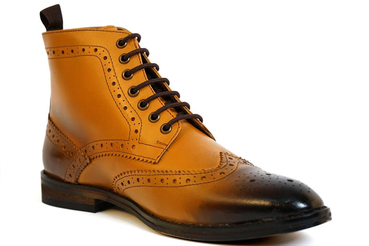 Mens tan 2025 brogue boots uk