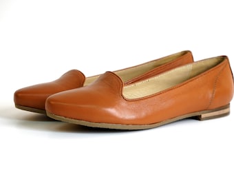 Aspele Womens Tan Leather Slip On Flat Loafers