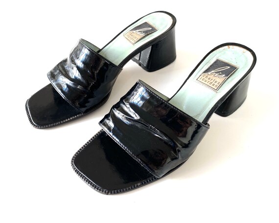 black sandals 90s