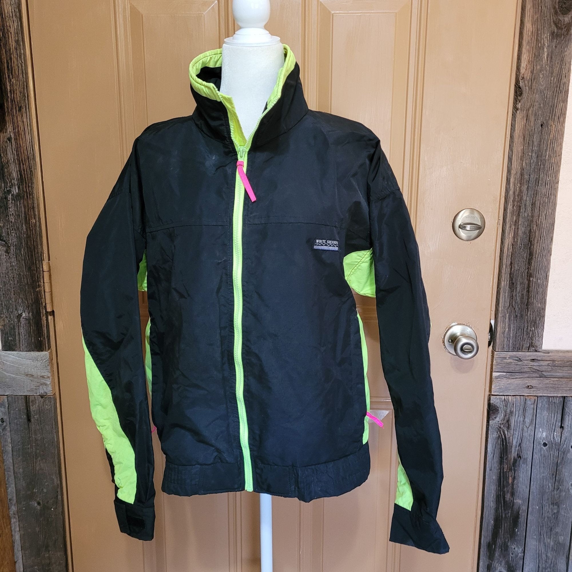 white sierra jacket