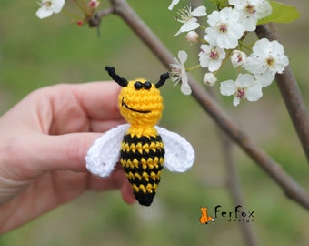 Bee Brooch, Tiny Bumblebee Pin, Cute Handmade Bee Badge, Spring Accessory, Bee Keeper Gift