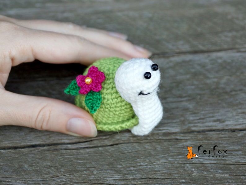 tiny turtle toys