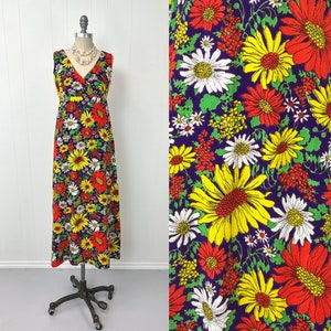 1960s/1970s Daisy Flower Power Floral Print Purple Boho Hippie Maxi Dress Gown