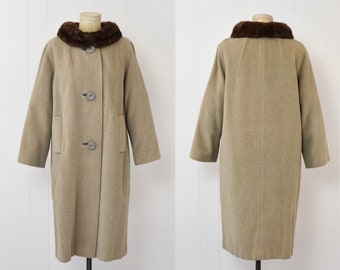 1960s Taupe Brown Mink Fur Collar Wool Einiger Winter Coat Jacket