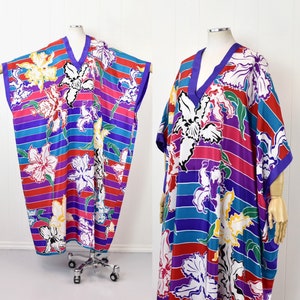 1980s/1990s Oscar de la Renta Colorful Striped Floral Pattern Caftan Maxi Dress Gown
