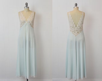 1950s Light Blue Nylon & Floral Lace Nightgown Boudoir Lingerie