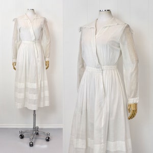cotton lawn dressing gown Darcey Robe in White Cotton Lawn