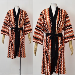NOS 1970s Chevron Print Orange Black Loungewear Robe