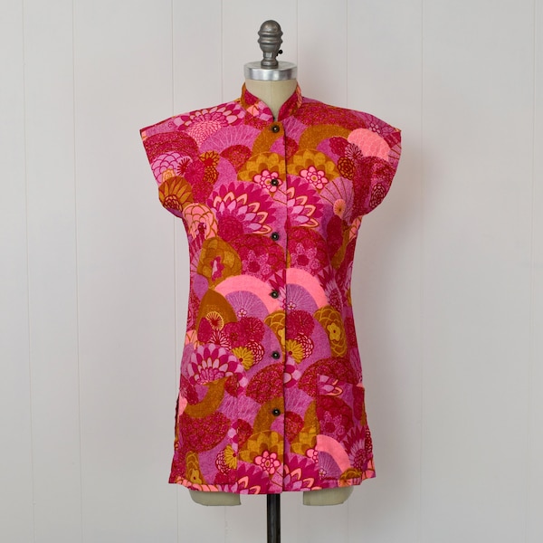 1960s Hawaiian Pink Floral Paradise Hawaii Tea Timer Blouse Shirt