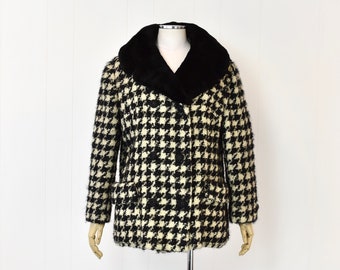 1960s Houndstooth Black & White Faux Fur Collar Coat Jacket