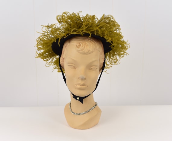 1940's Chartreuse Feathered Hat