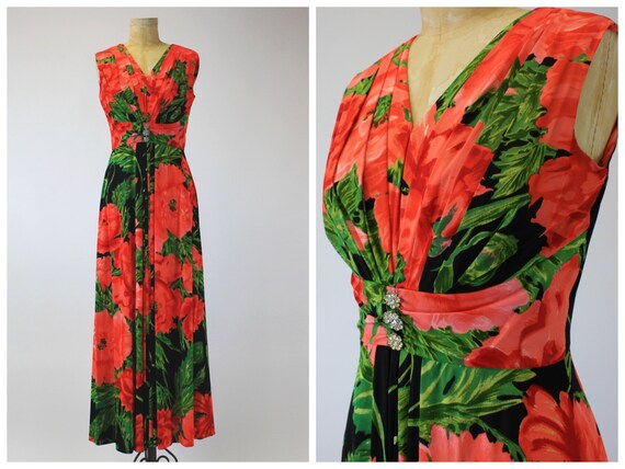 1970s Poppy Print Shelf Bust Maxi Dress