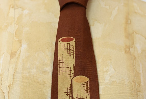 1940s Tiki Style Novelty Print Brown Neck Tie - image 4