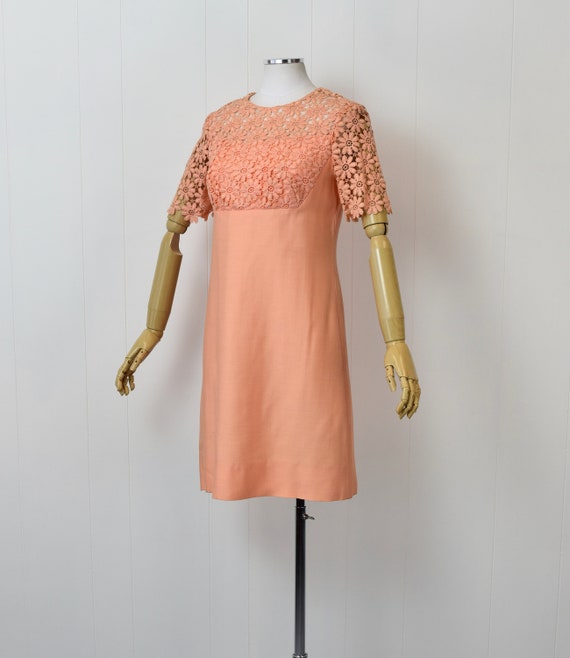 1960s Melon Floral Lace Mod Dress - image 3