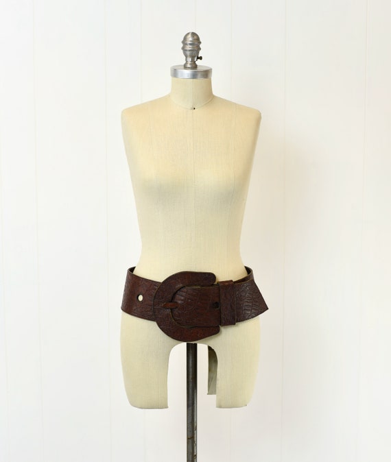 1970s Brown Alligator Oversized Statement Belt - image 2