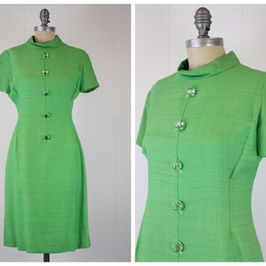 1960s Kelly Green Dress Large Faux Buttons Mod