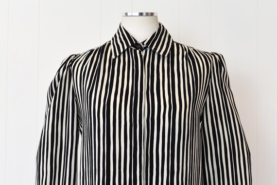 1980s Adolfo Black & White Striped Silk Blouse Sh… - image 2