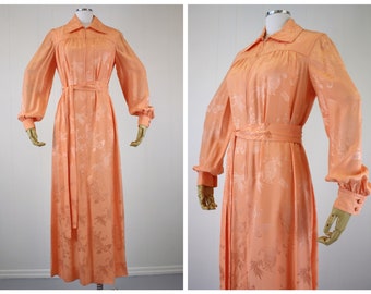 1970s Rizkallah for Malcolm Starr Peach Dressing Gown Asian