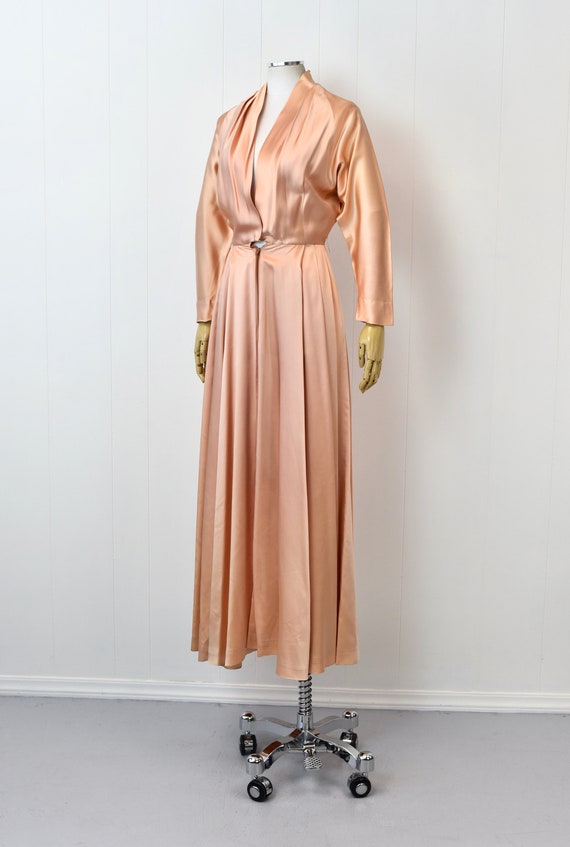 1940s Blush Pink Satin B. Cohen Original Dressing… - image 3