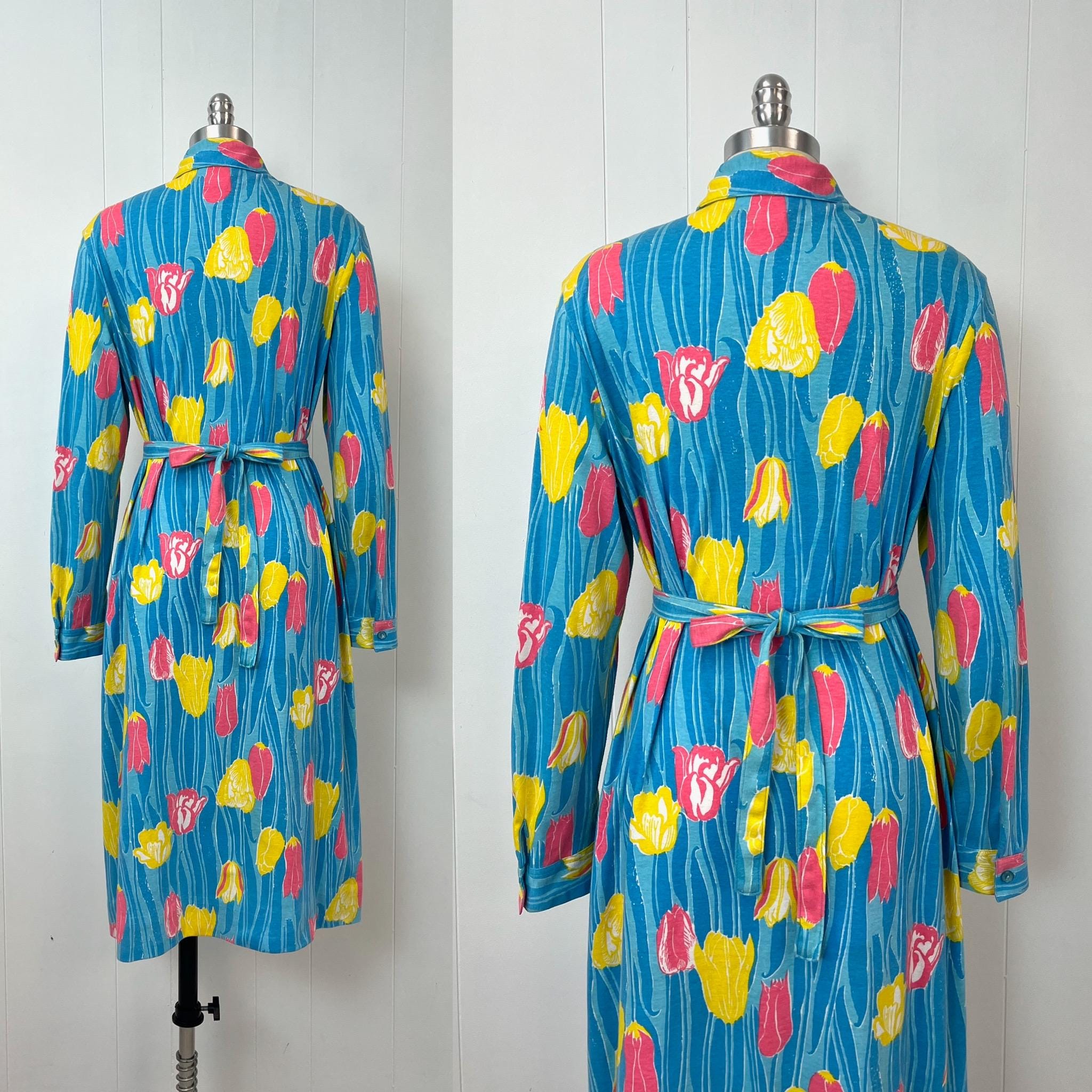 1980s Lilly Pulitzer Tulip Floral Print Blue Long Sleeve Shirt