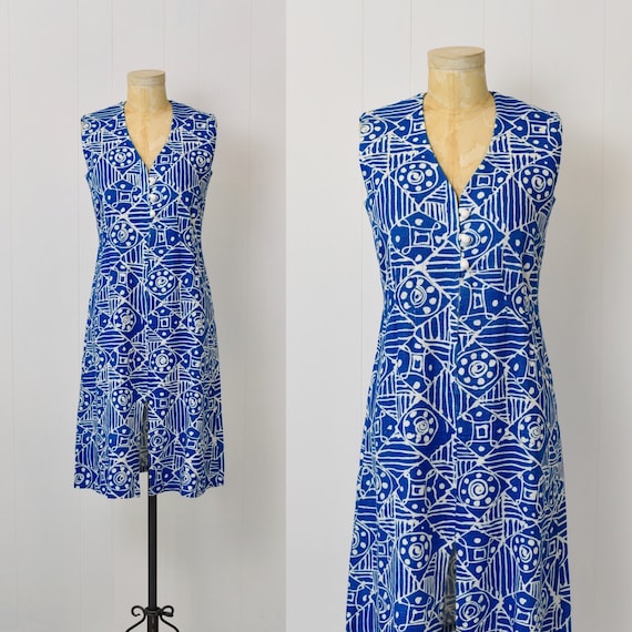 Blue white print dress online
