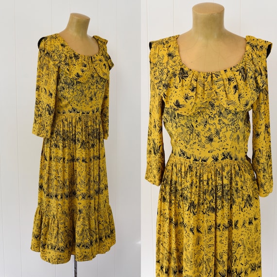 1940s Yellow & Black Novelty Print Dress - image 1
