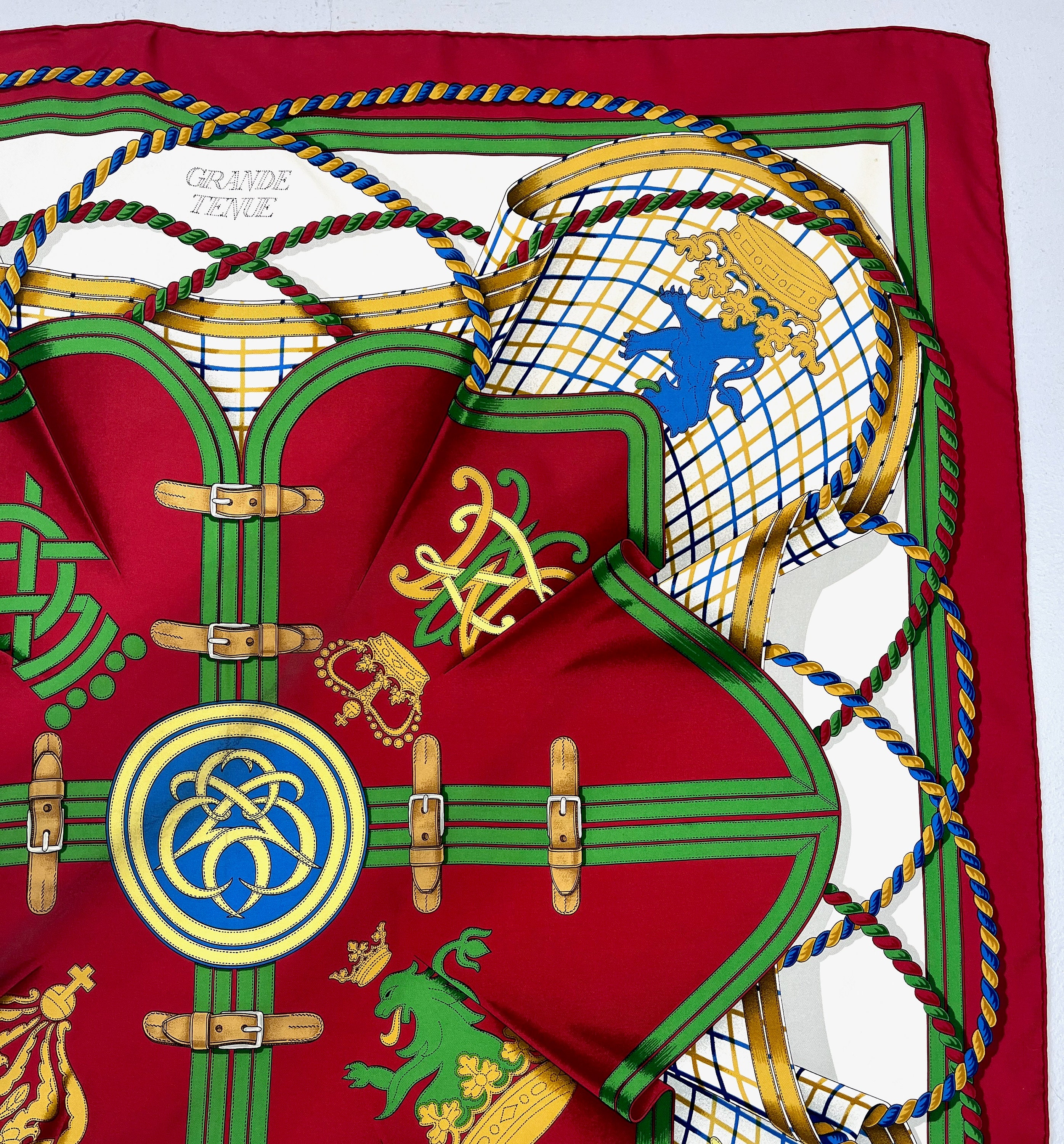 Vintage Hermes Paris Grande Tenue Henri D'origny Red Green Emblem