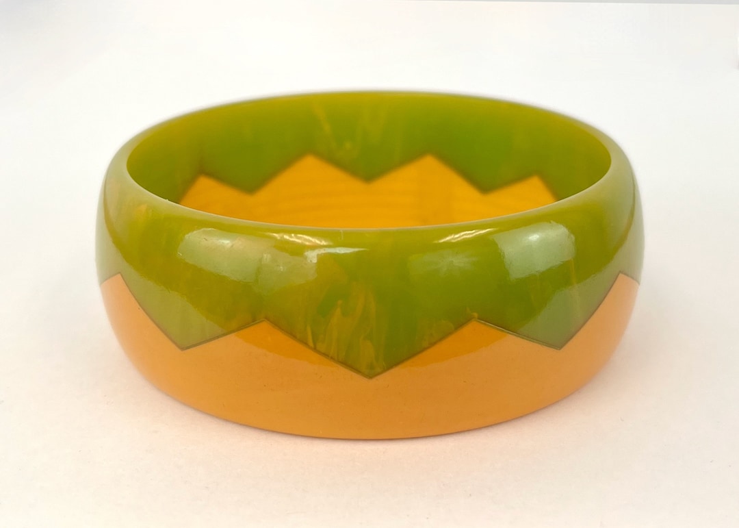 RARE 1930s 1940s Zig Zag Sawtooth Two Color Creamed Corn Yellow Green rare-1930s-1940s-zig-zag-sawtooth-two-color-creamed-corn-yellow-green
