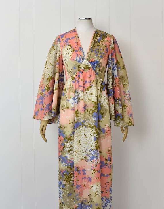 Robe Manches Longues Fleurie Who What Wear - Taille M - Neuve Avec étiquette - Coupe Asymétrique