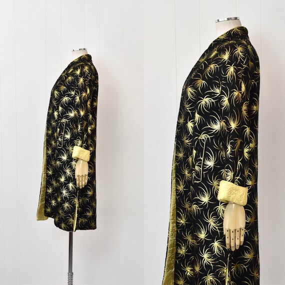 1950s Black & Gold Metallic Starburst Brocade Asi… - image 4