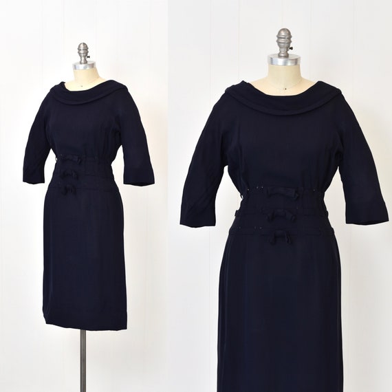 Early 1950s Paul Parnes Navy Blue Bow Pinup Dress - image 4