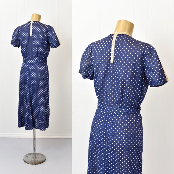 Early 1940s Polka Dot Blue Lace Dress with Belt - image 8