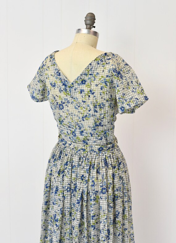 1950s Sheer Blue Floral Gingham Day Dress - image 9