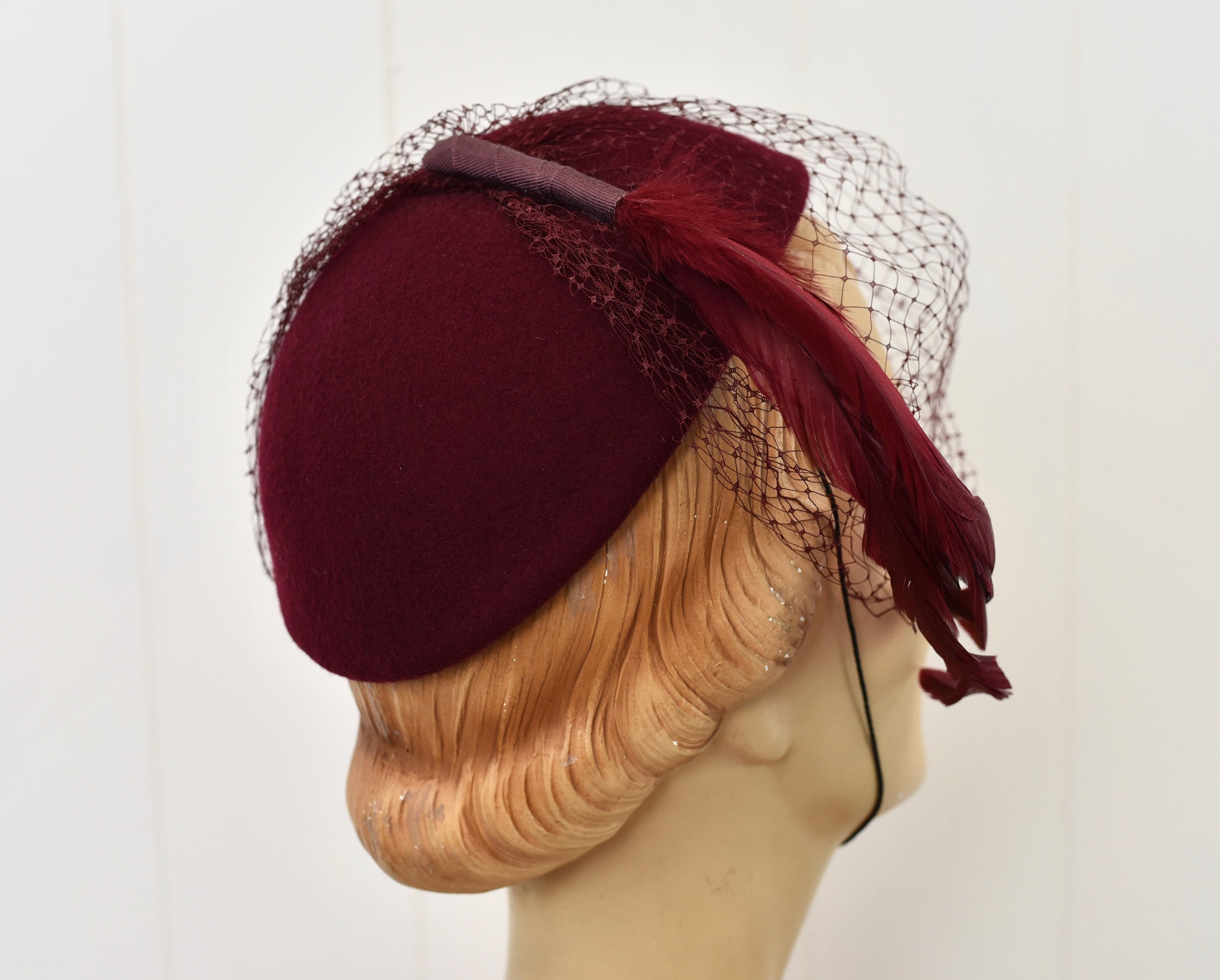 GRACEFUL 1940s\' BURGUNDY FELT FEDORA WITH TALL FEATHER & HALF VEIL 1940s Wine Red Burgundy Feather Birdcage Veil Felt  main image 4