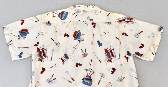 1950s Barbecue Novelty Print Mens Cotton Button D… - image 5