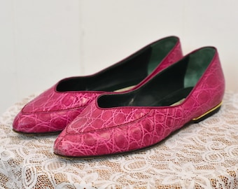 1970s/1980s Gucci Hot Pink Alligator Leather Pointed Flats Shoes