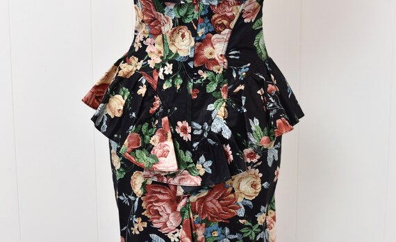 1980s Karen Alexander Black Rose Floral Ruffled P… - image 7