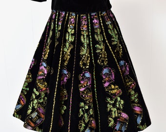 1950s Mexican Sequin Hand Painted Musical Novelty Print Black Velvet Dress