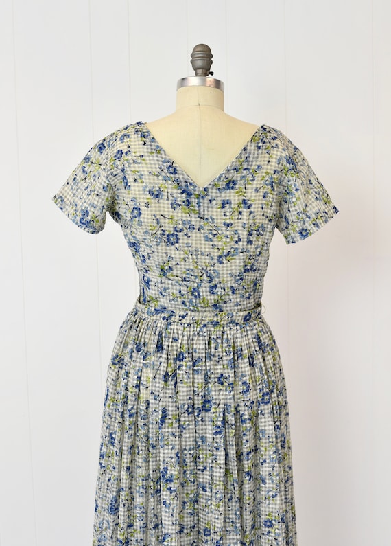1950s Sheer Blue Floral Gingham Day Dress - image 7