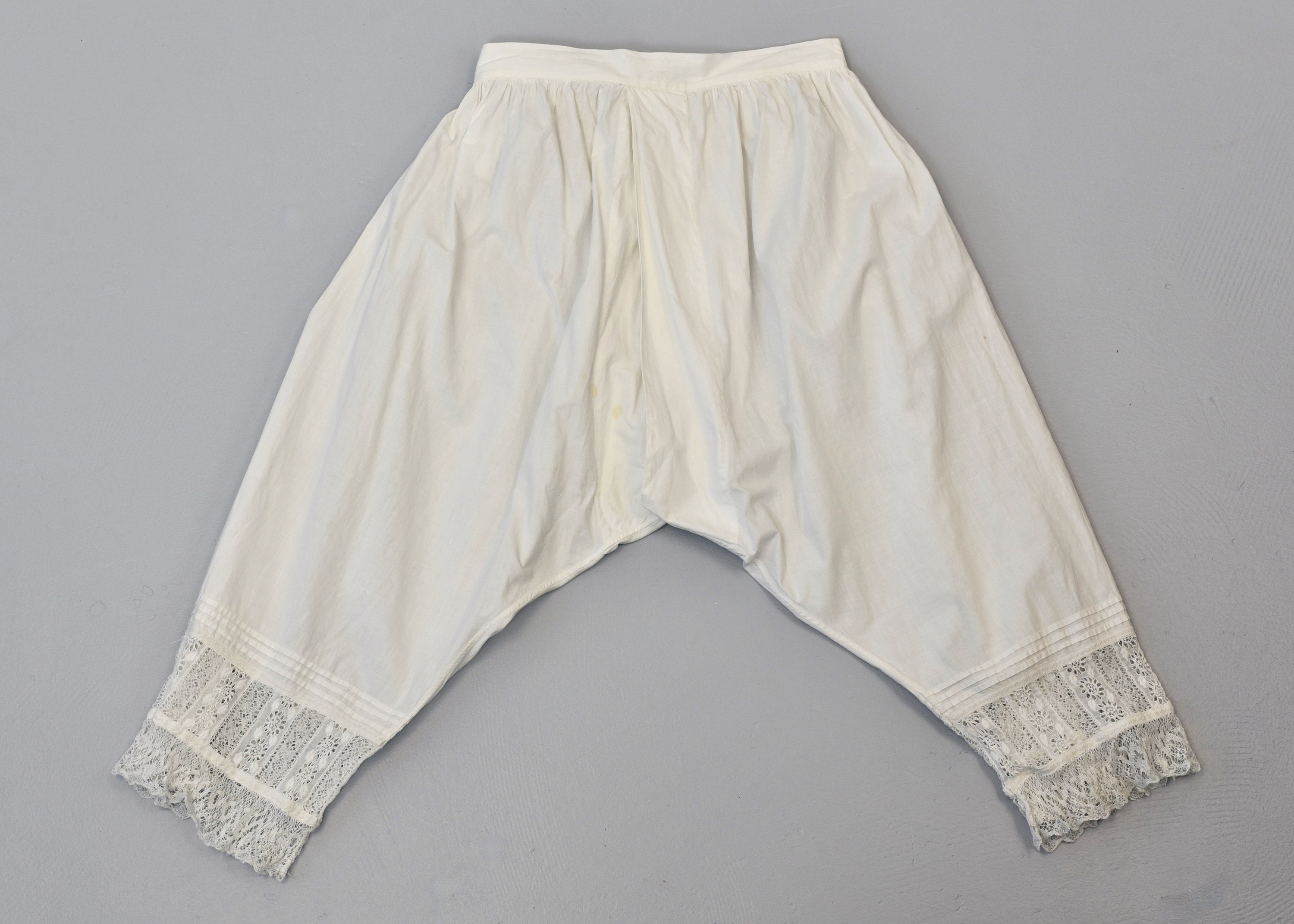 Antique 1900s Edwardian White Cotton Embroidered Lace Pantaloons Split Leg Bloomers Pants