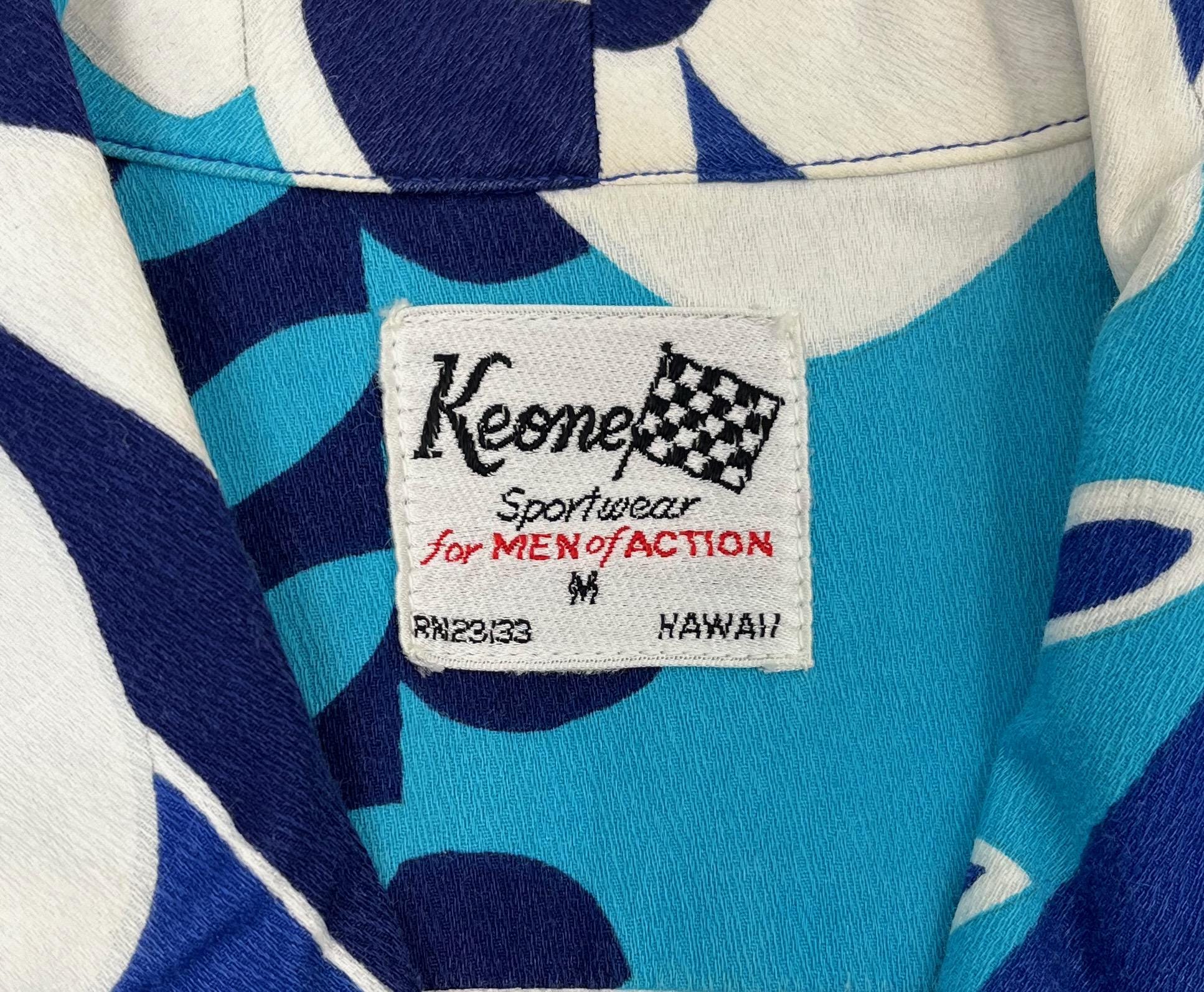 1960s Blue White Floral Keone Sportwear Hawaiian Tiki Cotton Front