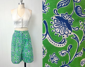 1980s Lilly Pulitzer Green Blue Floral Print Summer Bermuda Shorts