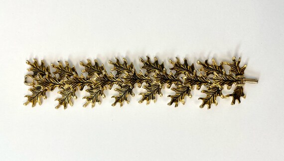 1960s Gold Tone Leaf Botanical Statement Bracelet… - image 2