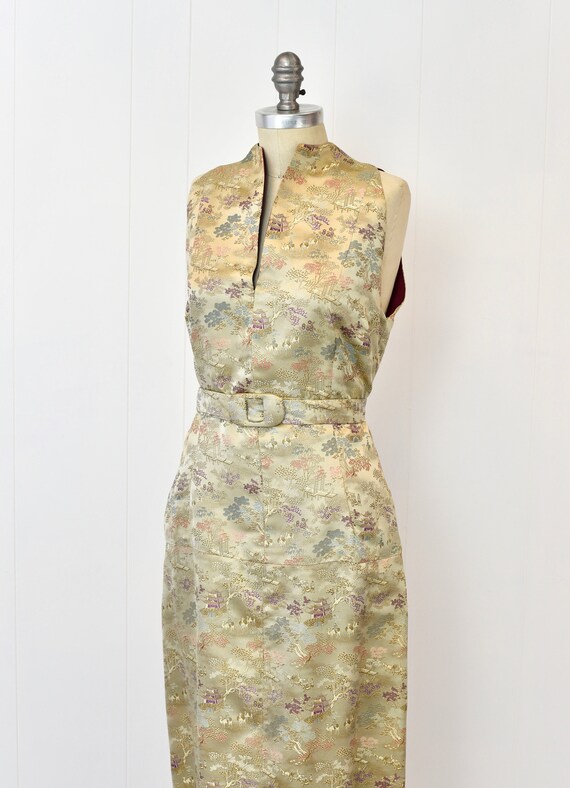 1950s Asian Inspired Floral Novelty Print Brocade… - image 4