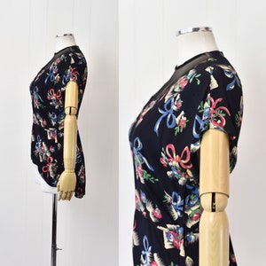 1940s Bow Novelty Print Illusion Neckline Blouse image 4