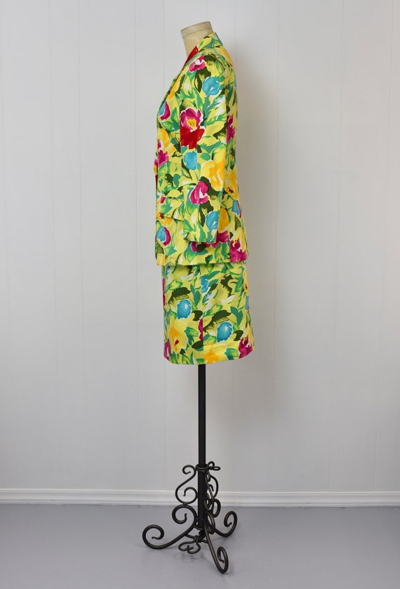 1980s/1990s Adrienne Vittadini Floral Suit Set - image 4