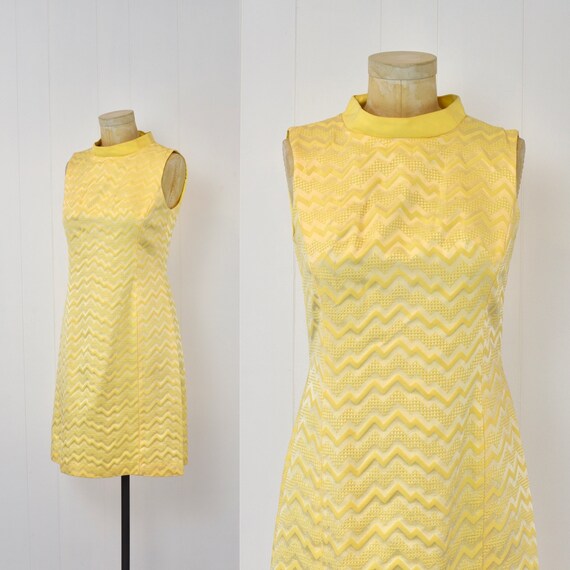 1960s Yellow Brocade Chevron Patterned Mod Dress … - image 5